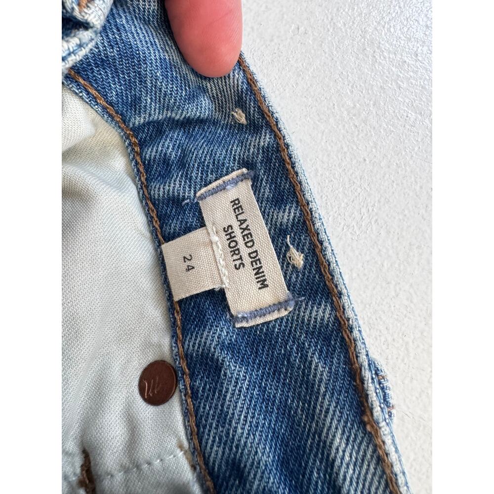 Madewell Relaxed Denim Mini Short Blue Raw Hem Sz 24 - Picture 6 of 7